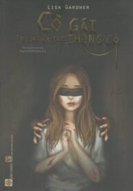 Cô Gái Trong Chiếc Thùng Gỗ